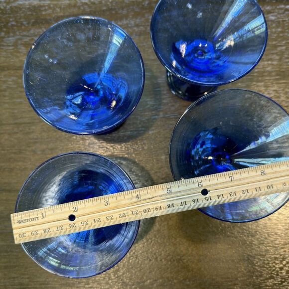 Set of 4 Hand Blown Cobalt Blue Martini / Cocktail Glasses – Clear Stem, Vintage - Picture 11 of 16